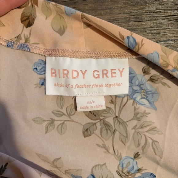 Birdy Grey Women's XS/S Floral Ruffle Robe 3/4 Sleeve Blush Pink Garden - Picture 3 of 4